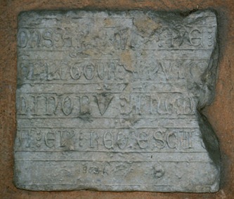 inscription du XIIe et XIIIe siècle